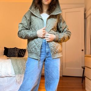 Columbia olive green insulated bomber jacket